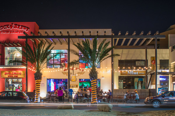 Plaza del Pescador Shopping Mall